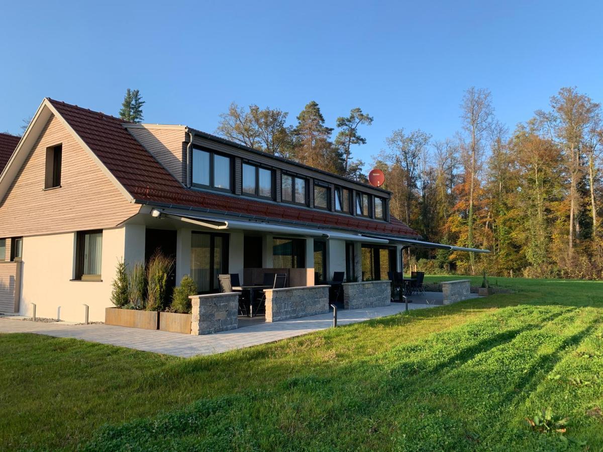 Sterk Apartments - Idyllisch - Modern - Stilvoll Meckenbeuren Buitenkant foto
